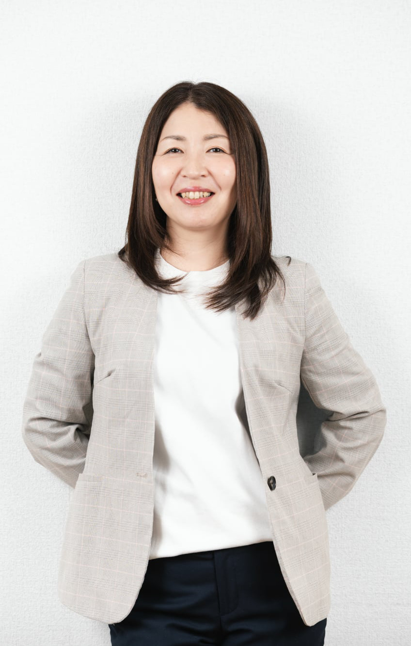 岡邑 亜由美 氏